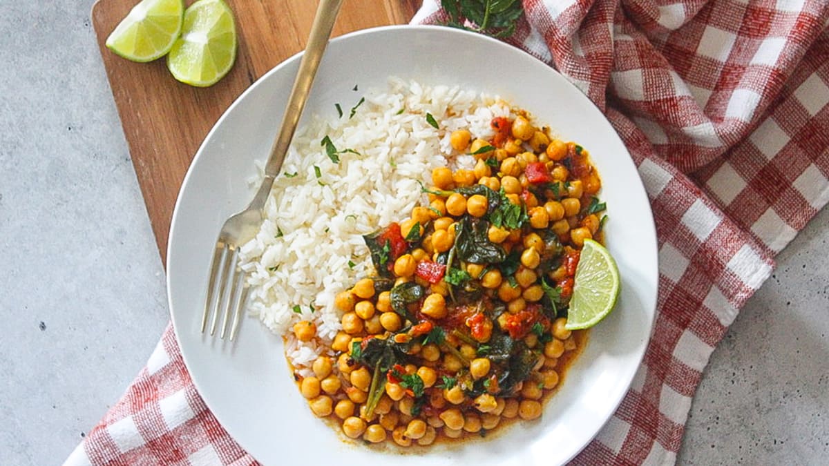 Instant Pot Chickpea Curry- The Peachee Pear